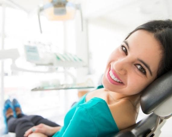 tudo por um sorriso sobre nos dentista jabaquara implante dentario clareamento dentario lentes de contato dentais-min